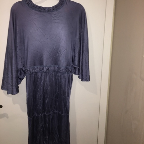 Dress - Picture 5 of 5